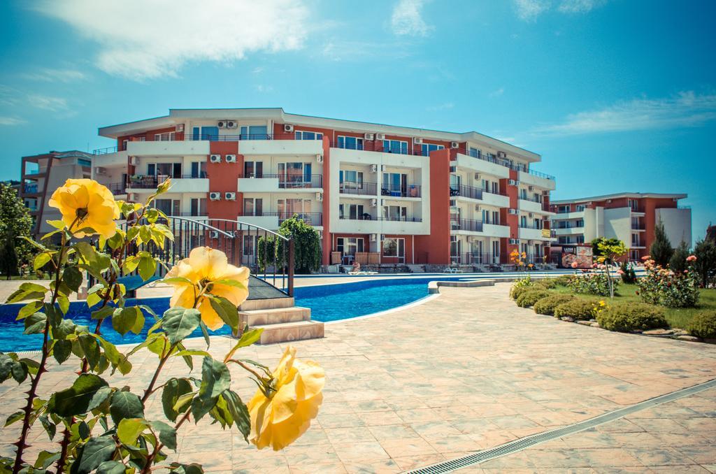 Privillege Fort Noks Beach Apartments Elenite Exterior photo