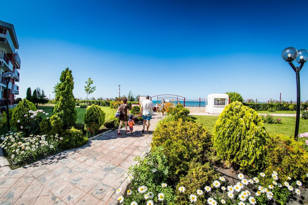 Privillege Fort Noks Beach Apartments Elenite Exterior photo